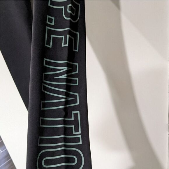 Nwt P.E Nation | Delphi cropped legging - Picture 3 of 6